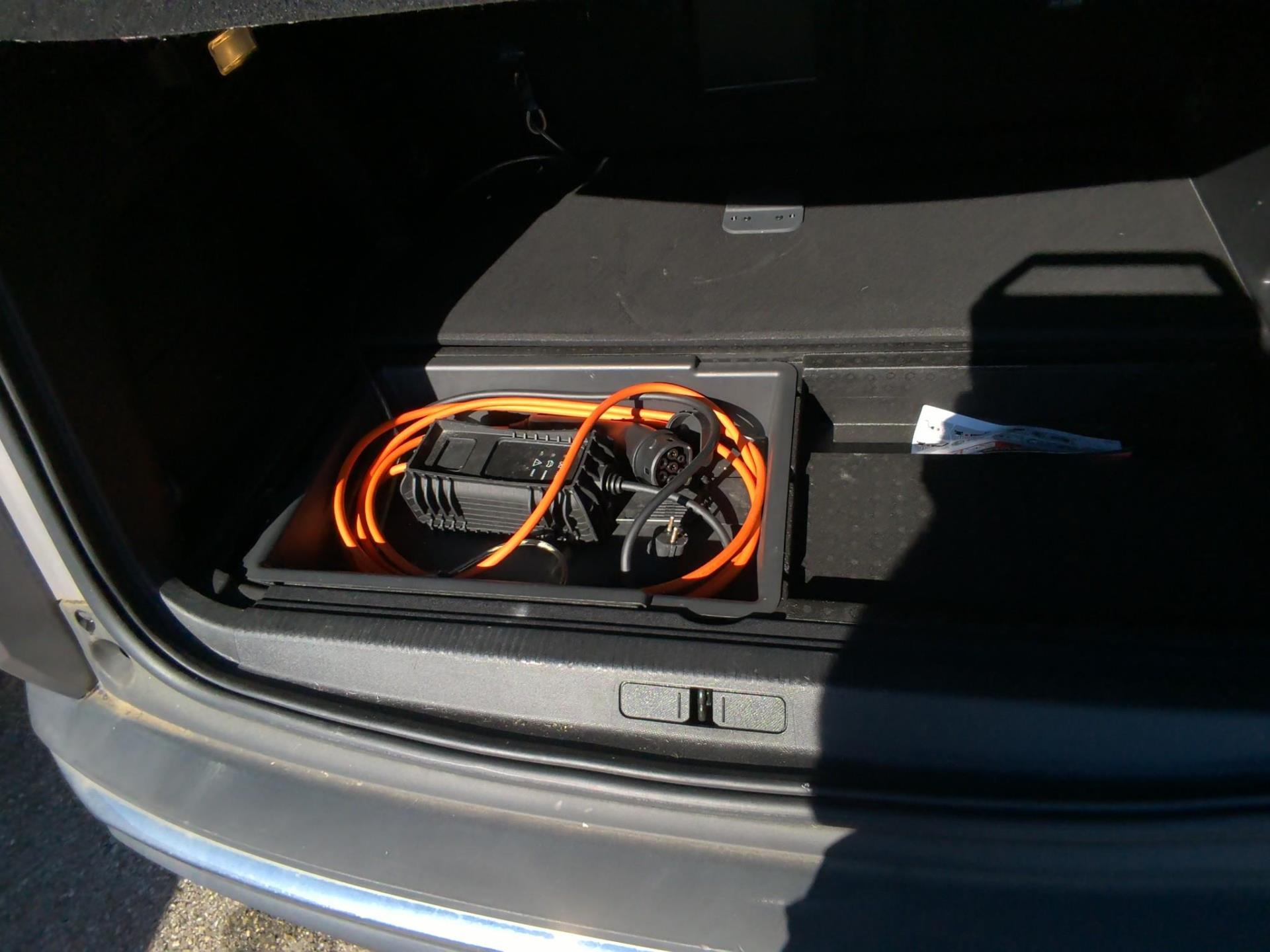 Peugeot 3008 Hybrid4 300 e-EAT8 GT Pack 2022