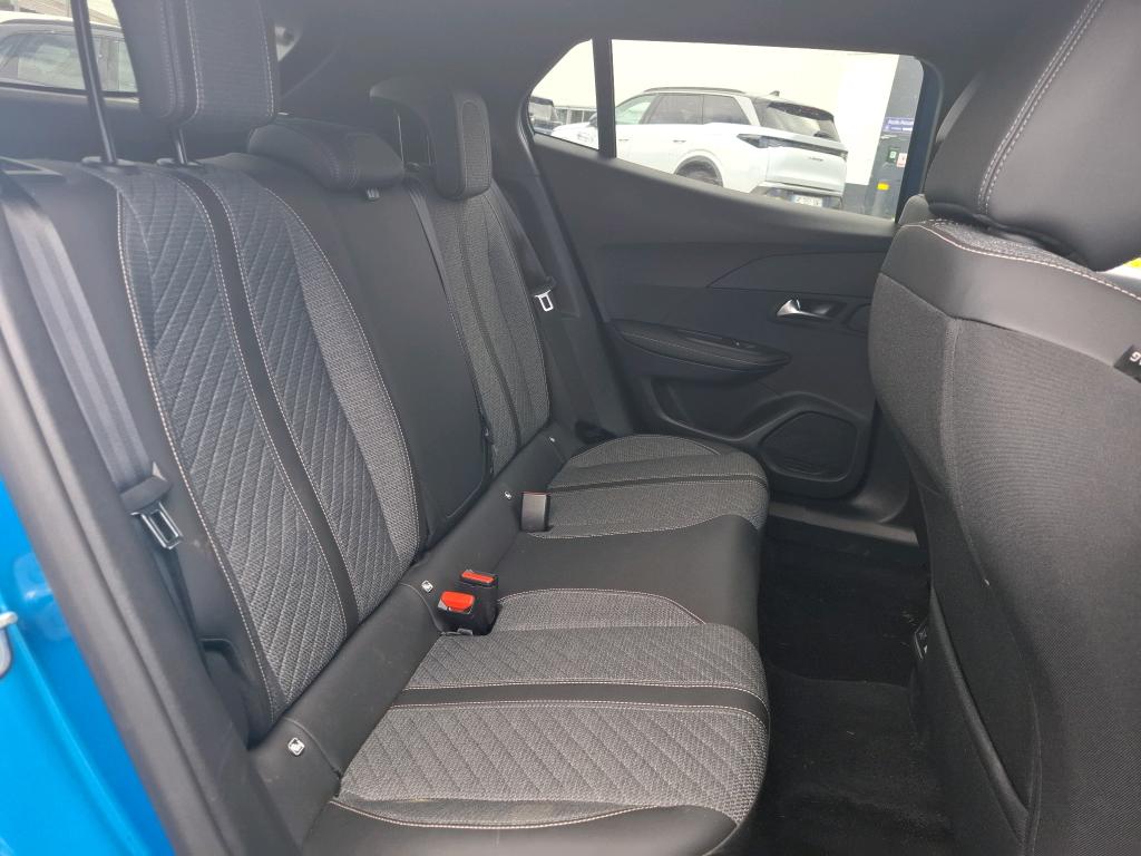Peugeot 2008 PureTech 130 S&S EAT8 Allure 2024