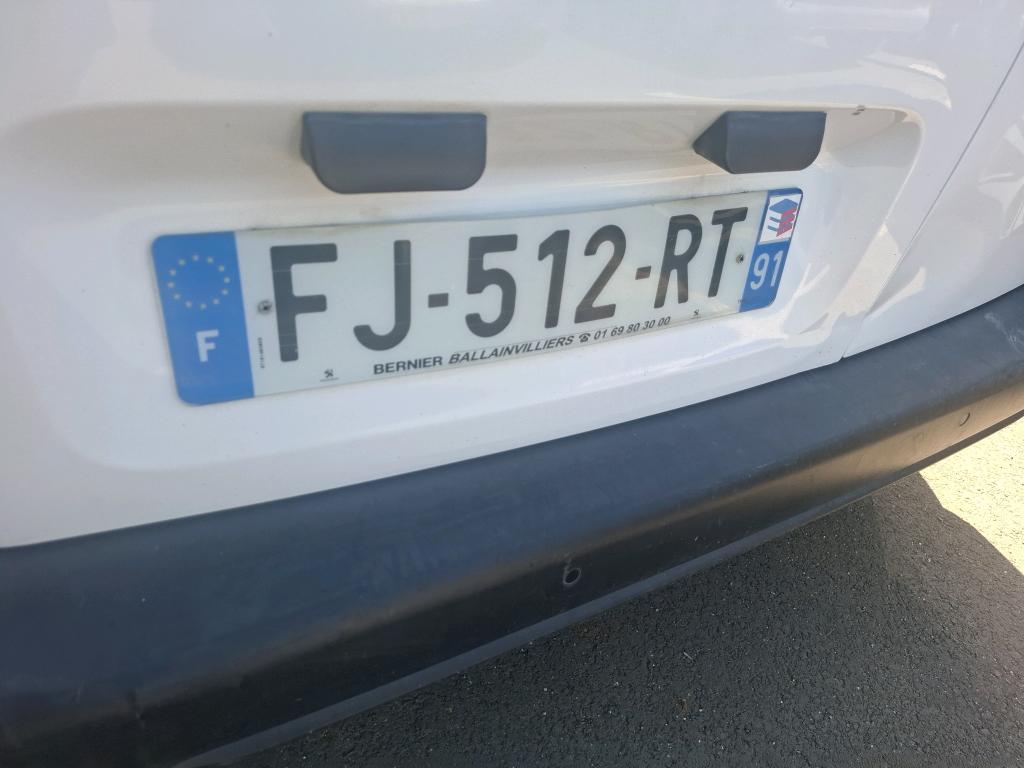 Peugeot PARTNER FOURGON STANDARD 650 KG BLUEHDI 100 BVM5 PREMIUM 2019