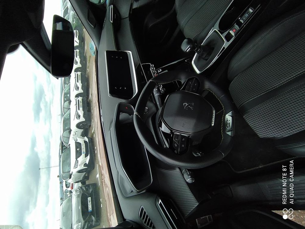 Foto Peugeot 2008 11