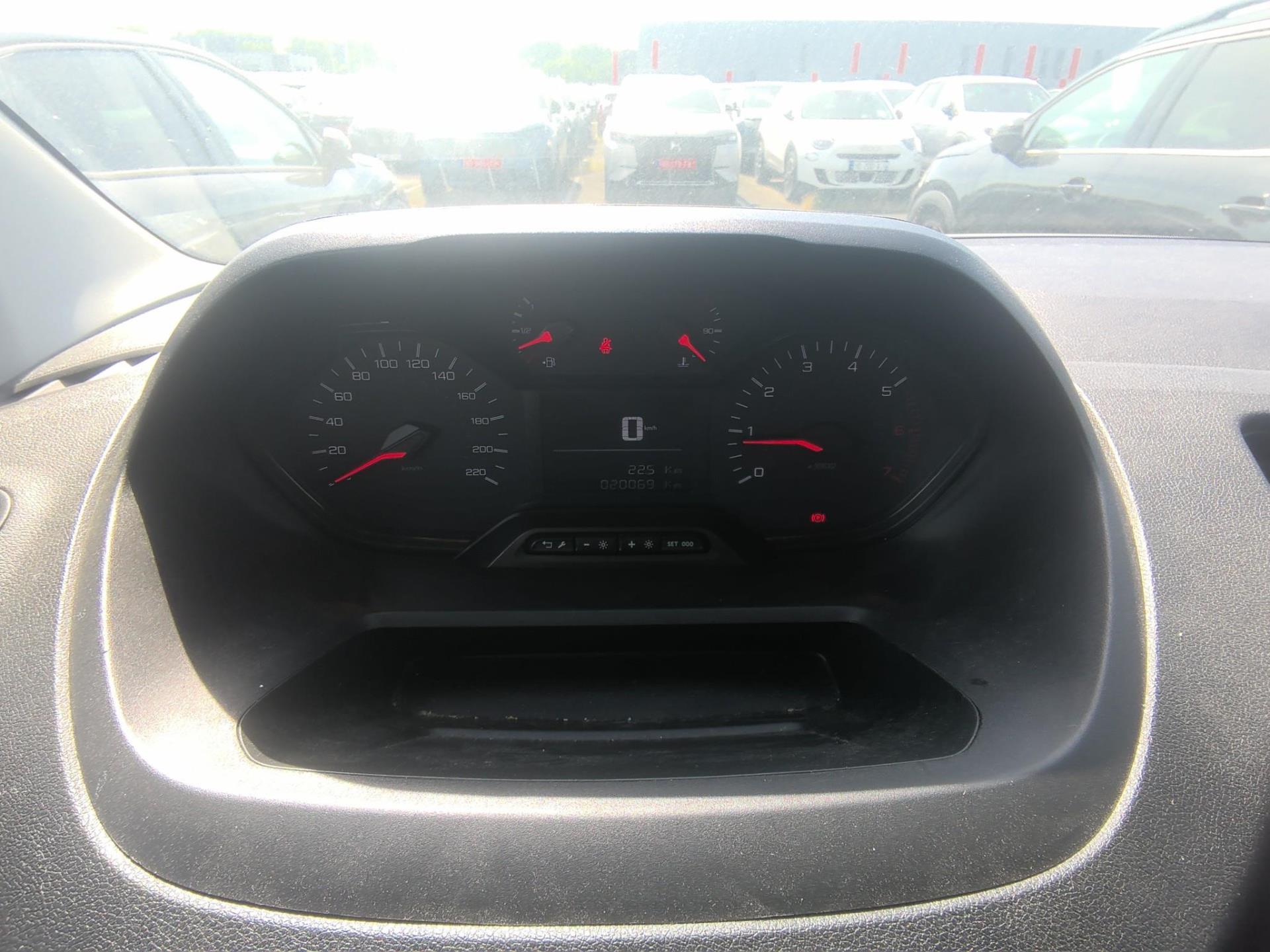 Peugeot PARTNER FOURGON M 650 KG BLUEHDI 100 S&S BVM6 2024