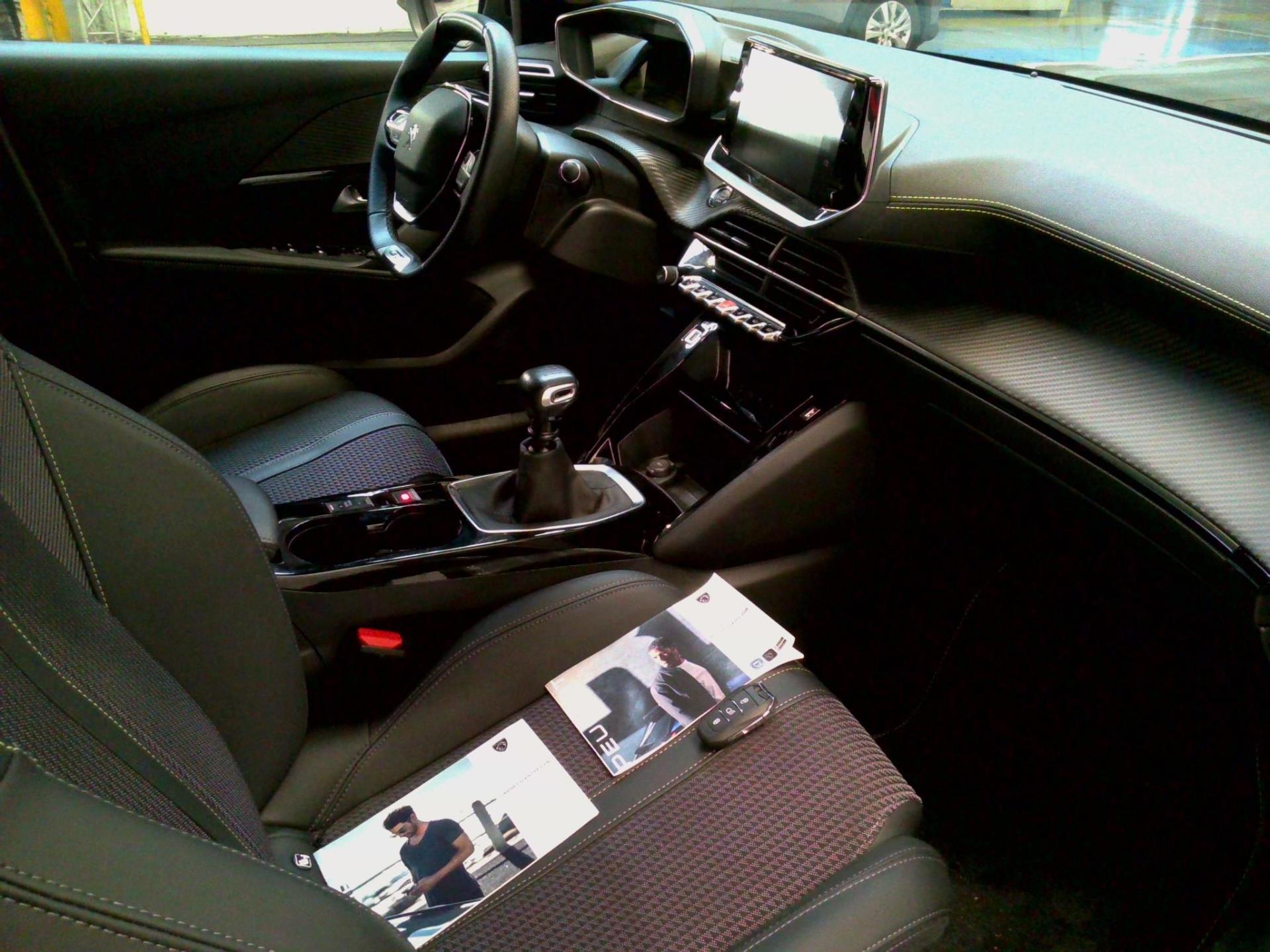 Peugeot 208 PureTech 100 S&S BVM6 GT 2023