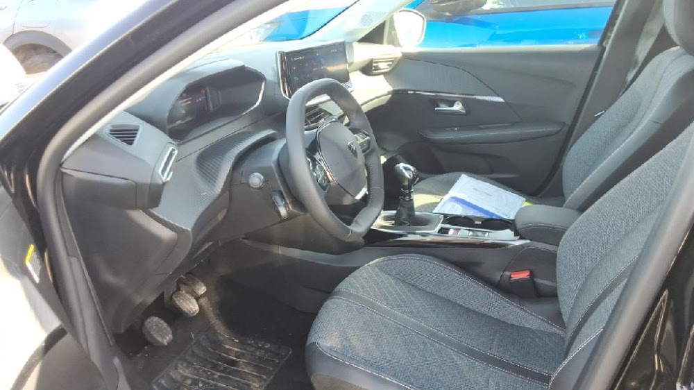 Foto Peugeot 208 4