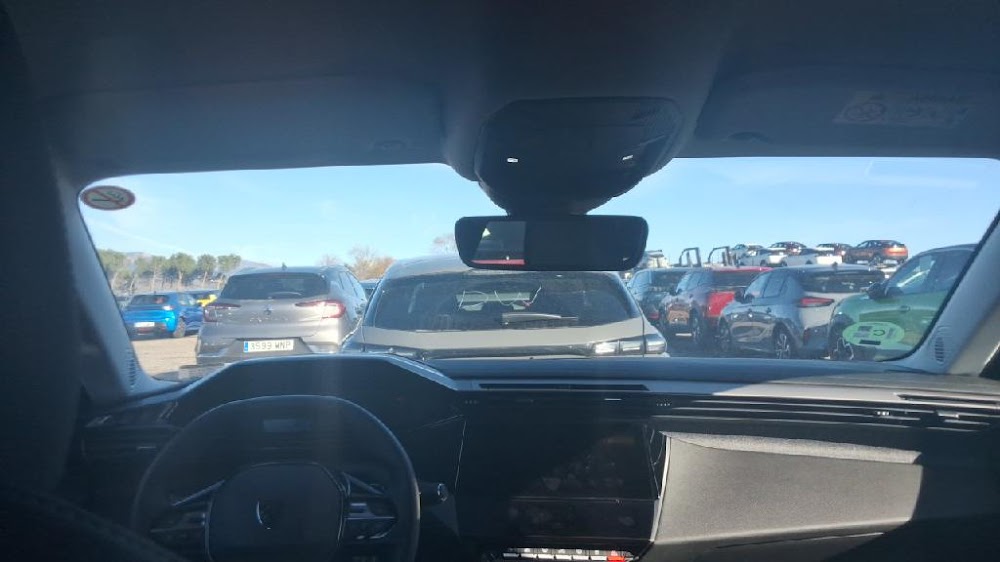 Foto Peugeot 408 11