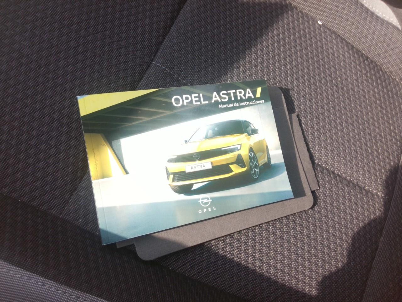 Foto Opel Astra 9