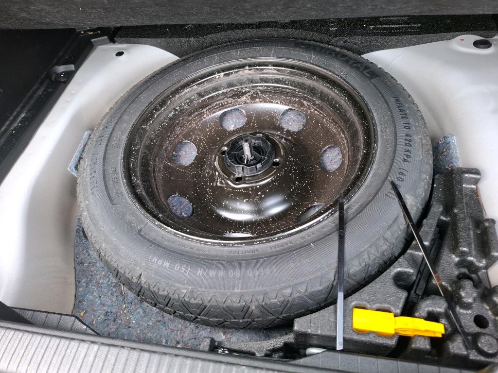 Peugeot 2008 BlueHDi 130 S&S EAT8 Allure Pack 2022