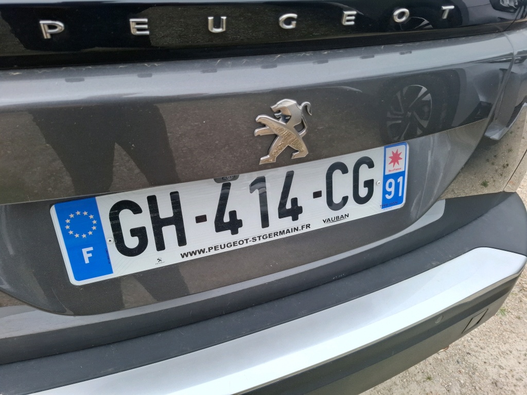 Peugeot 2008 BlueHDi 130 S&S EAT8 Allure 2022