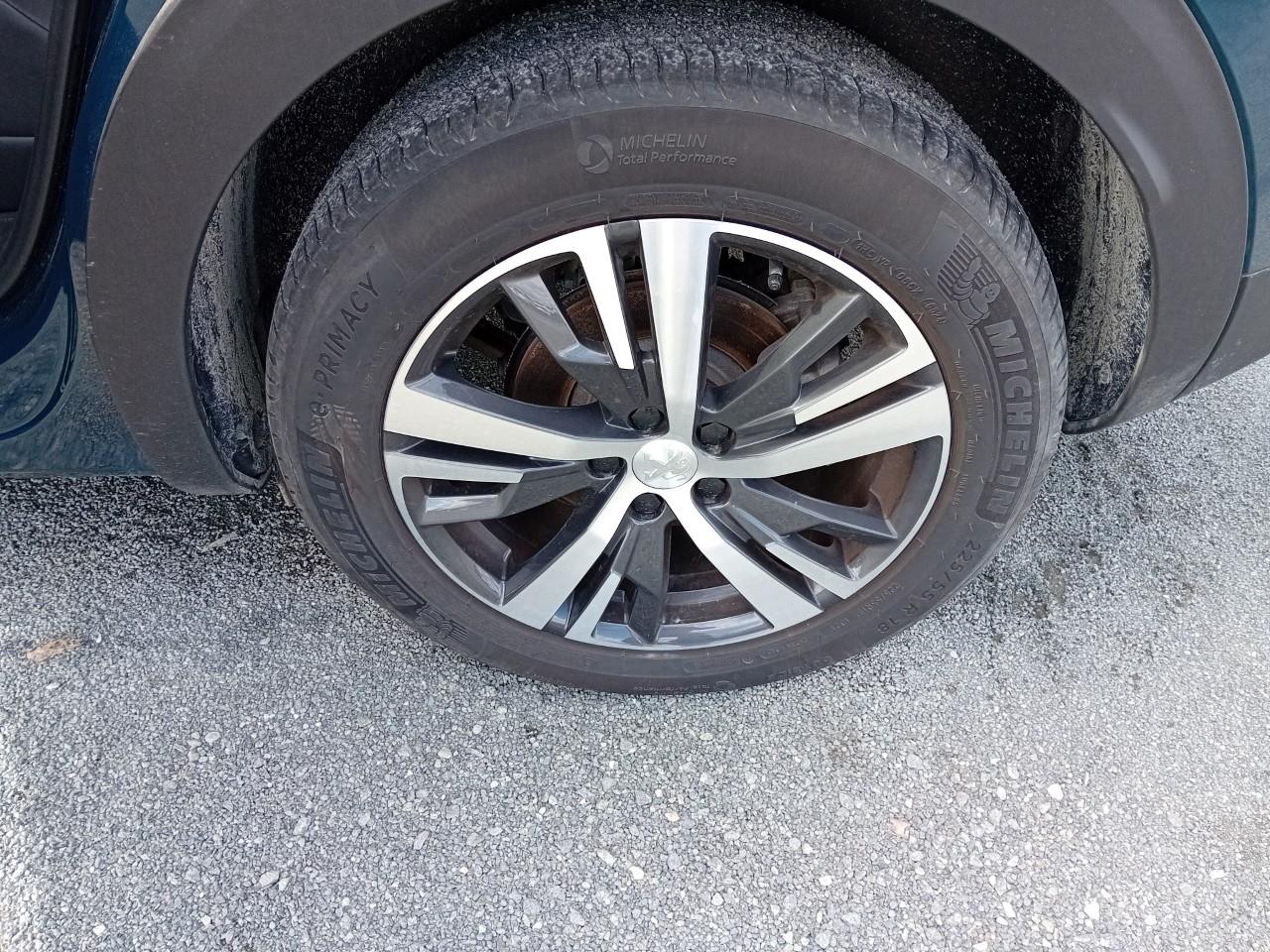 Foto Peugeot 3008 Hybrid 27
