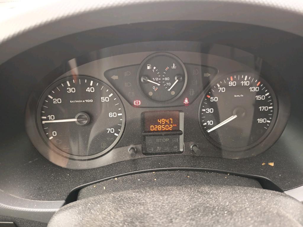 Peugeot PARTNER FOURGON STANDARD 1.6 BLUEHDI 75 BVM5 PREMIUM 2018