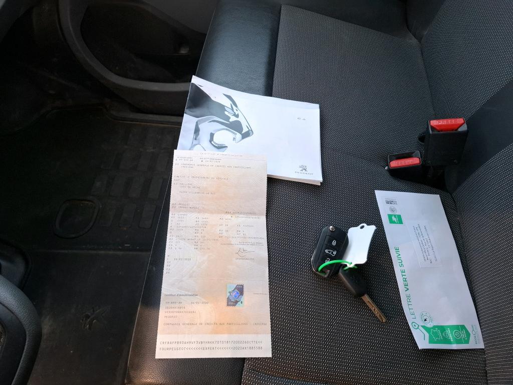 Peugeot EXPERT FGN TOLE STANDARD BLUEHDI 100 S&S BVM6 PREMIUM 2020