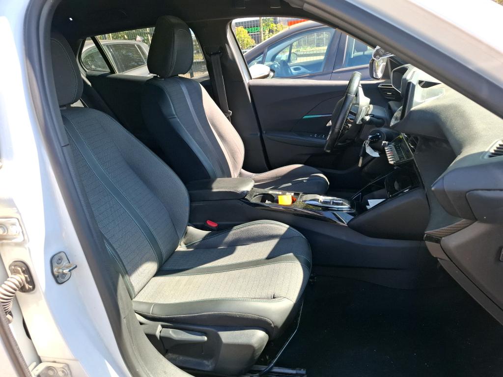 Peugeot 2008 PureTech 130 S&S EAT8 Allure Pack 2022