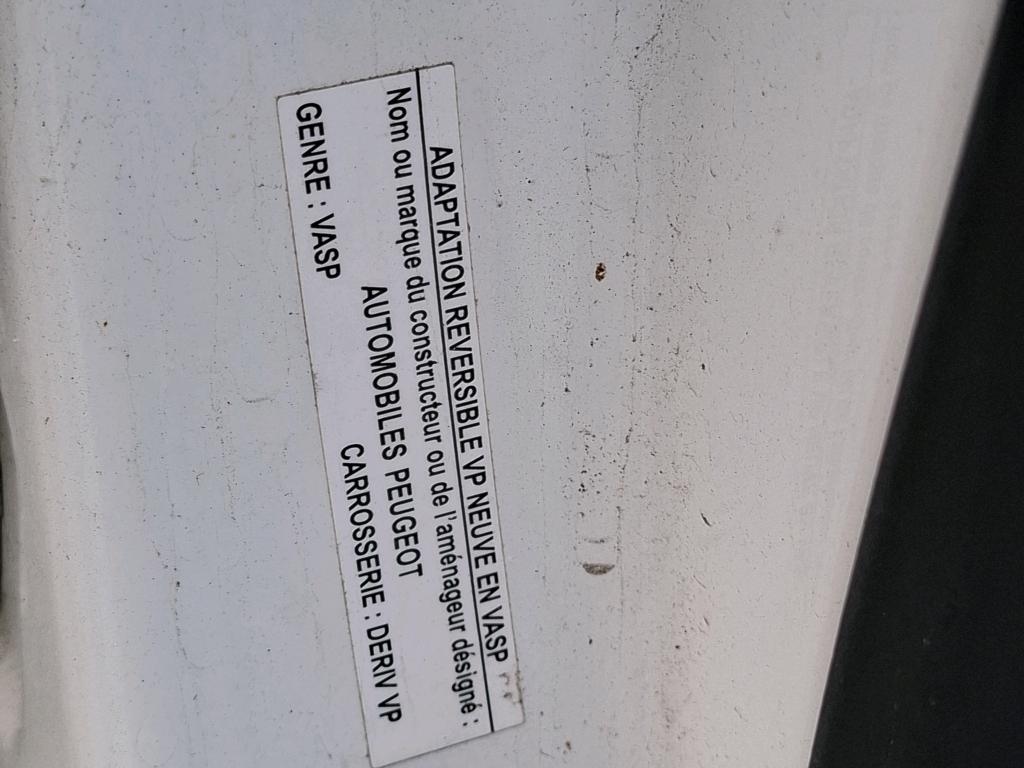 Peugeot 208 AFFAIRE BLUEHDI 100 S&S BVM5 PREMIUM PACK 2020