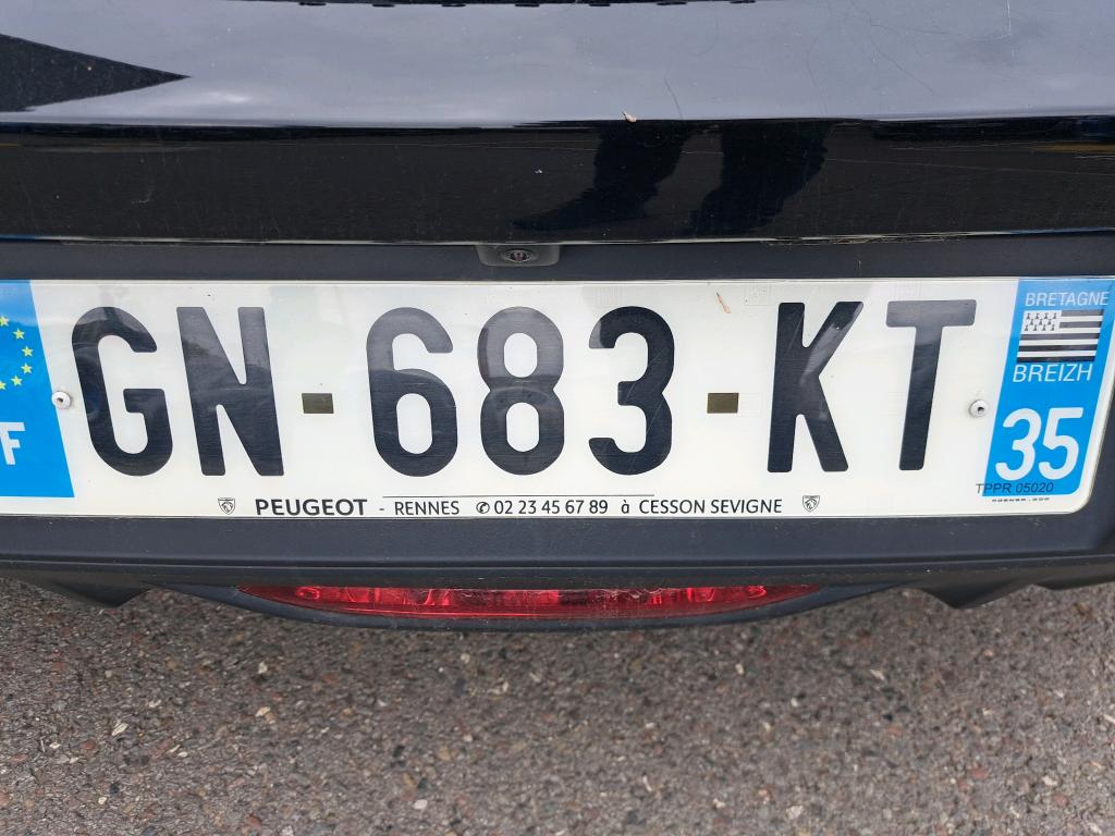 Peugeot 208 BlueHDi 100 S&S BVM6 Active Pack 2023