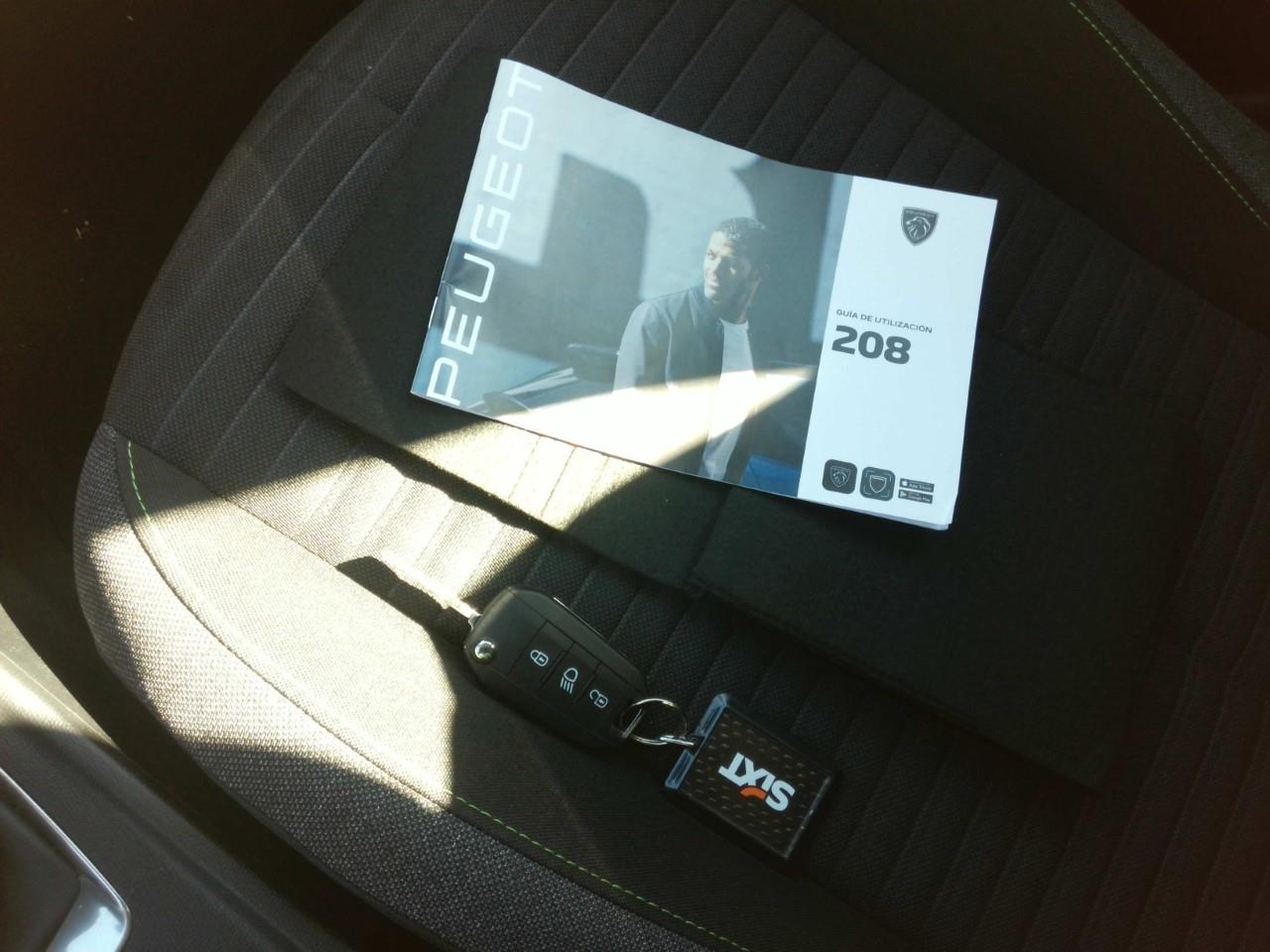 Foto Peugeot 308 8