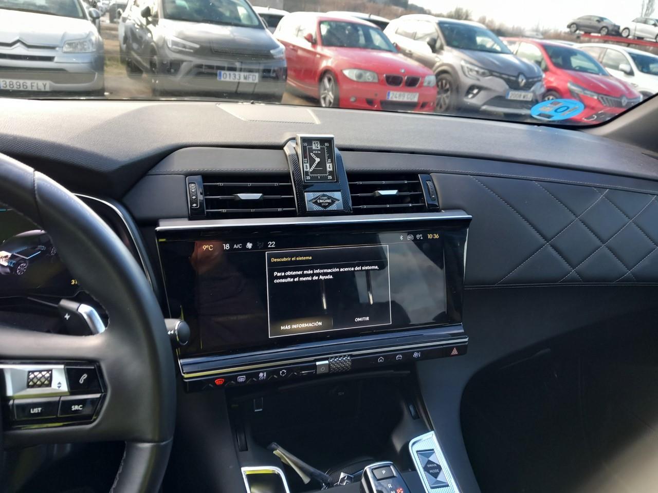 Foto DS 7 E-TENSE 4X4 300 Rivoli 15