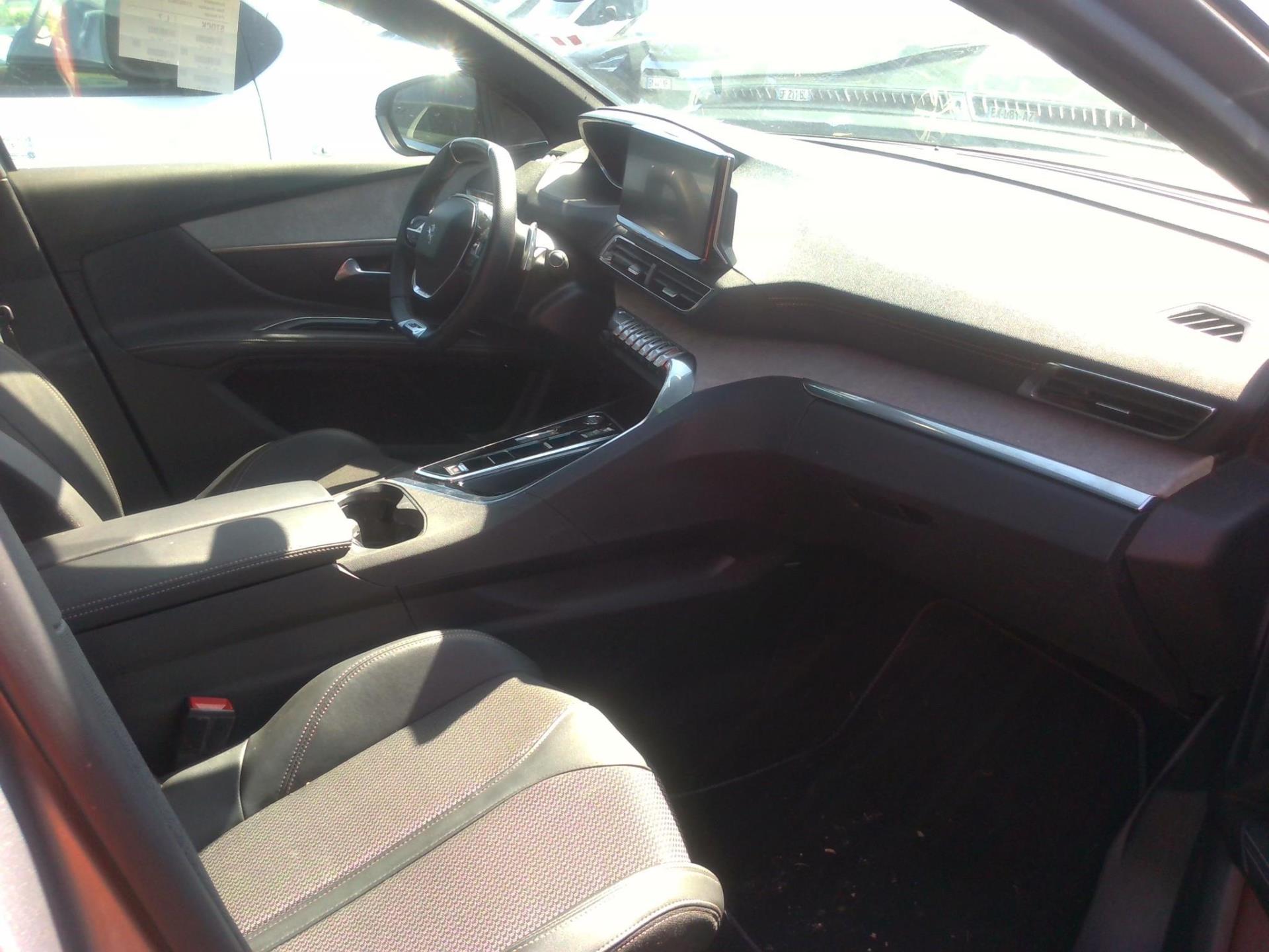Peugeot 5008 BlueHDi 130ch S&S EAT8 GT 2024