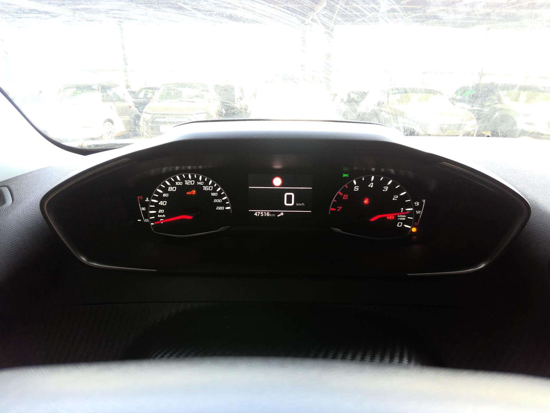 Peugeot 2008 PureTech 100 S&S BVM6 Active Pack 2022