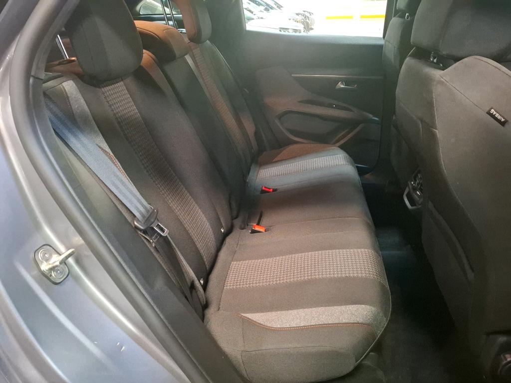 Peugeot 3008 Puretech 130ch S&S EAT8 Active Pack 2022