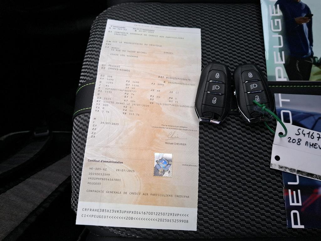 Peugeot 208 Hybrid 110 e-DCS6 GT 2025