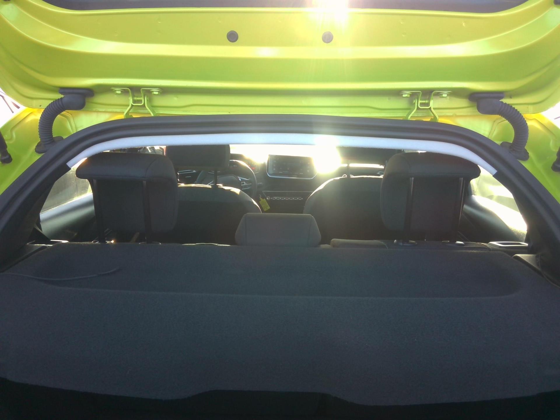 Peugeot 208 PureTech 100 S&S BVM6 Active 2024