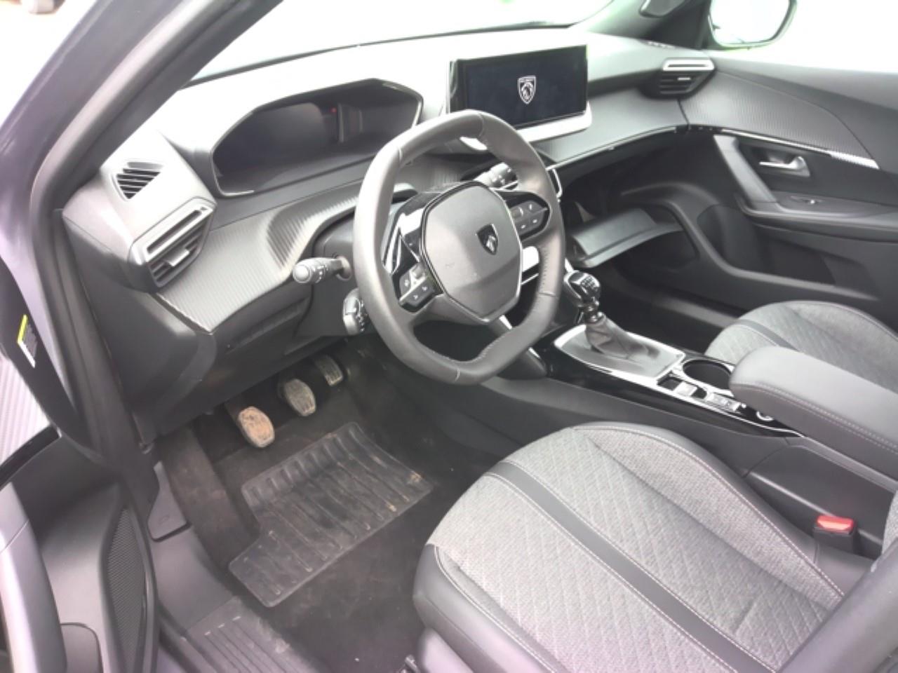 Foto Peugeot 2008 3