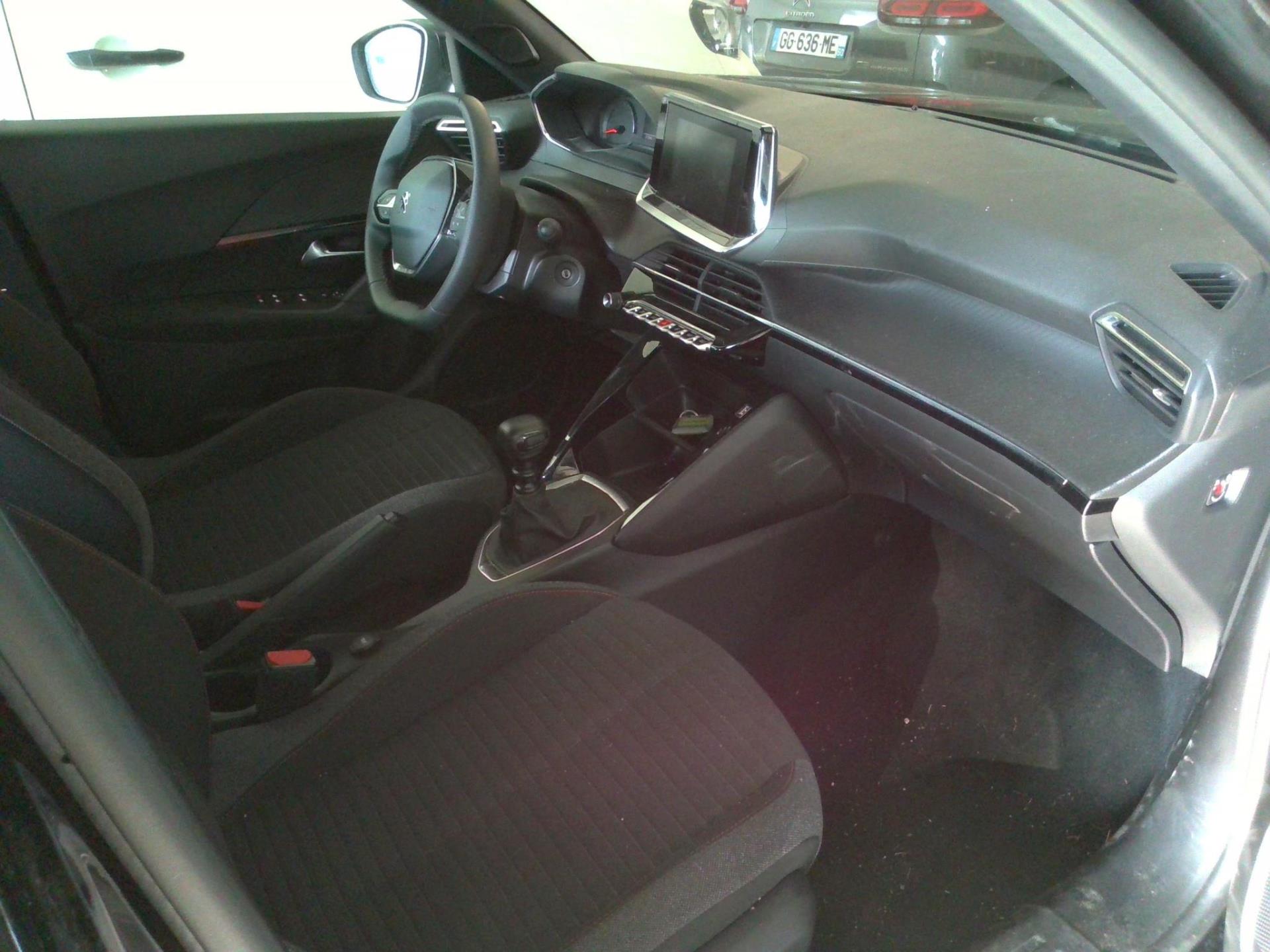 Peugeot 2008 PureTech 130 S&S BVM6 Active Pack 2022