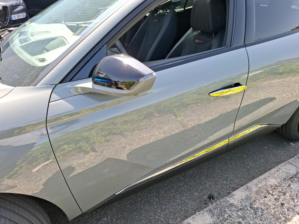 DS DS 4 BlueHDi 130 EAT8 Performance Line+ 2022