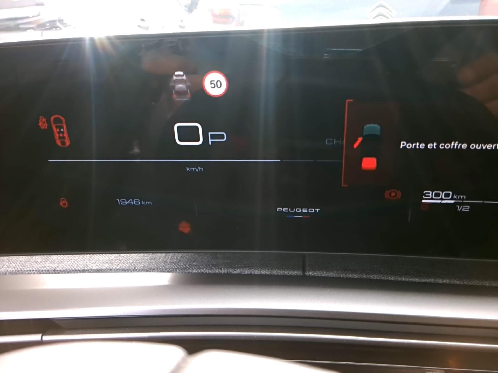 Peugeot 3008 Hybrid 145 e-DCS6 Allure Business 2025
