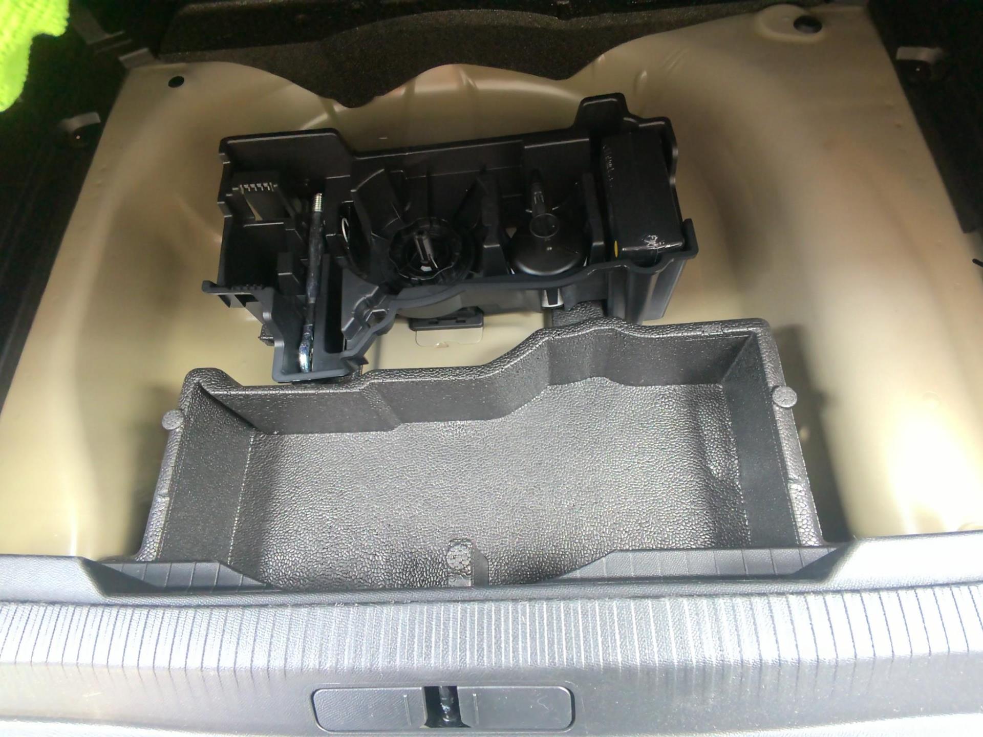 Peugeot 2008 Turbo 100 ch BVM6 Allure 2026