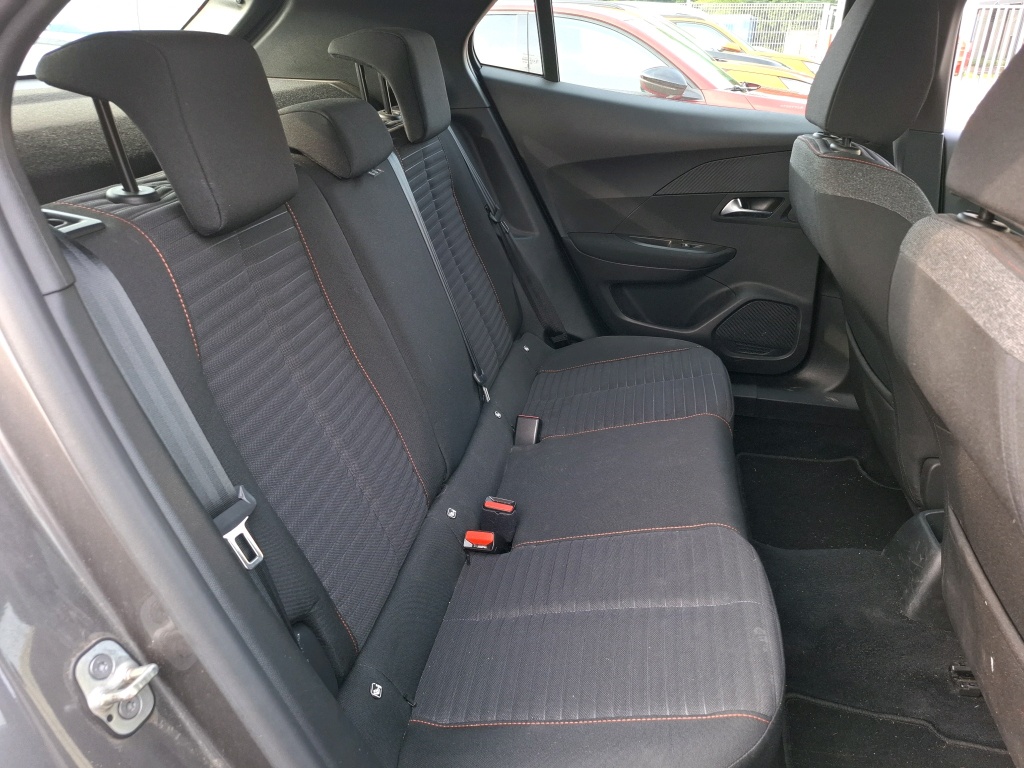 Peugeot 2008 BlueHDi 110 S&S BVM6 Active Business 2021