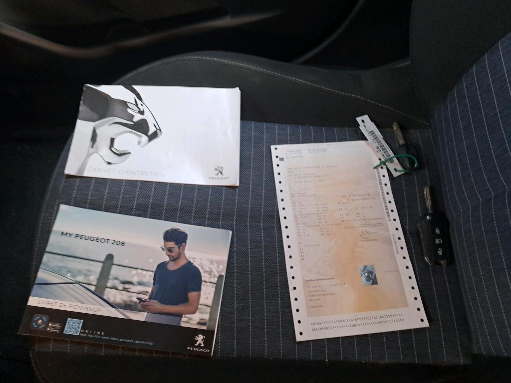 Peugeot 208 BLUEHDI 100 S&S BVM6 PREMIUM PACK 2021