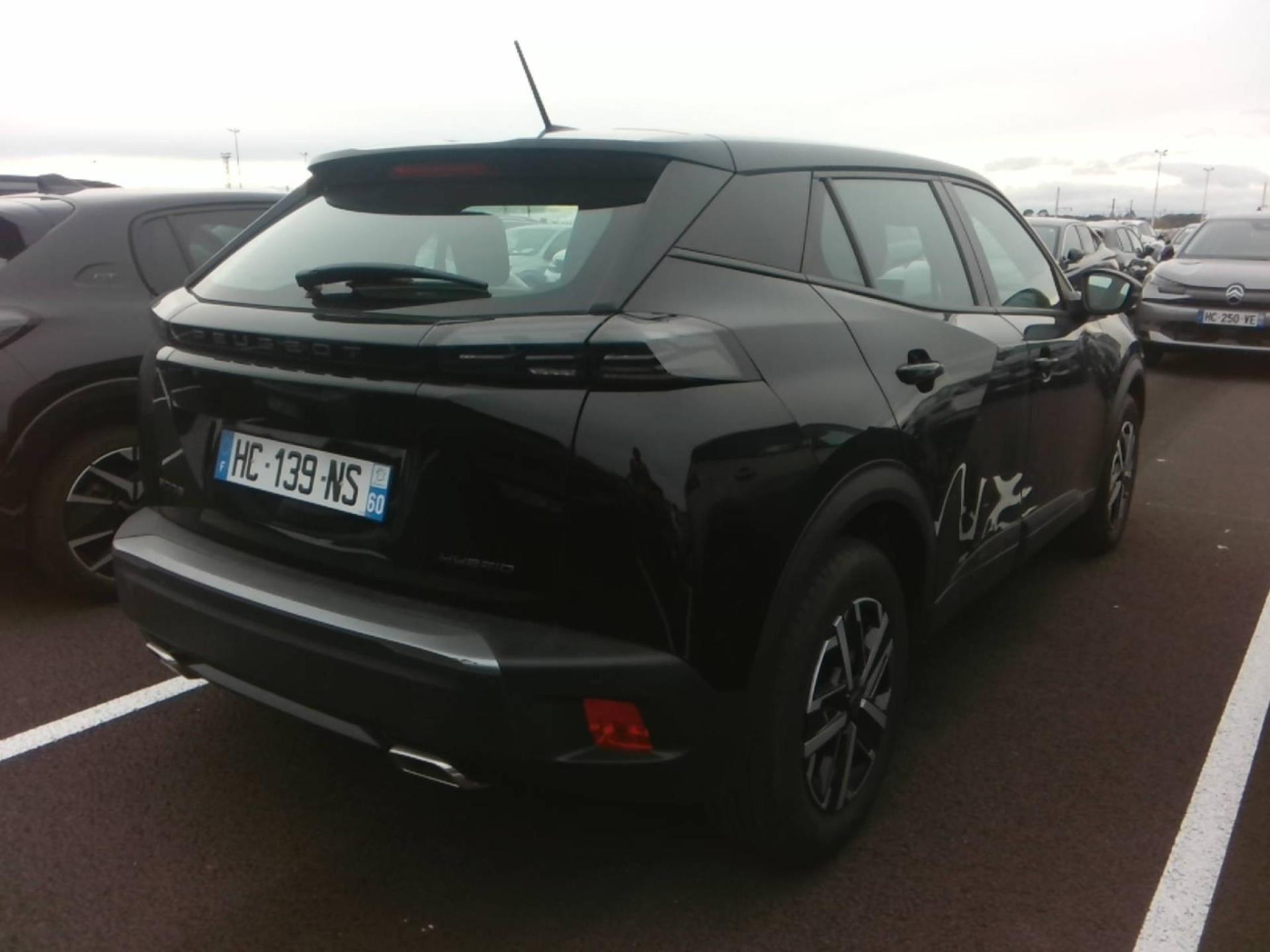Peugeot 2008 Hybrid 145 e-DCS6 Style 2025