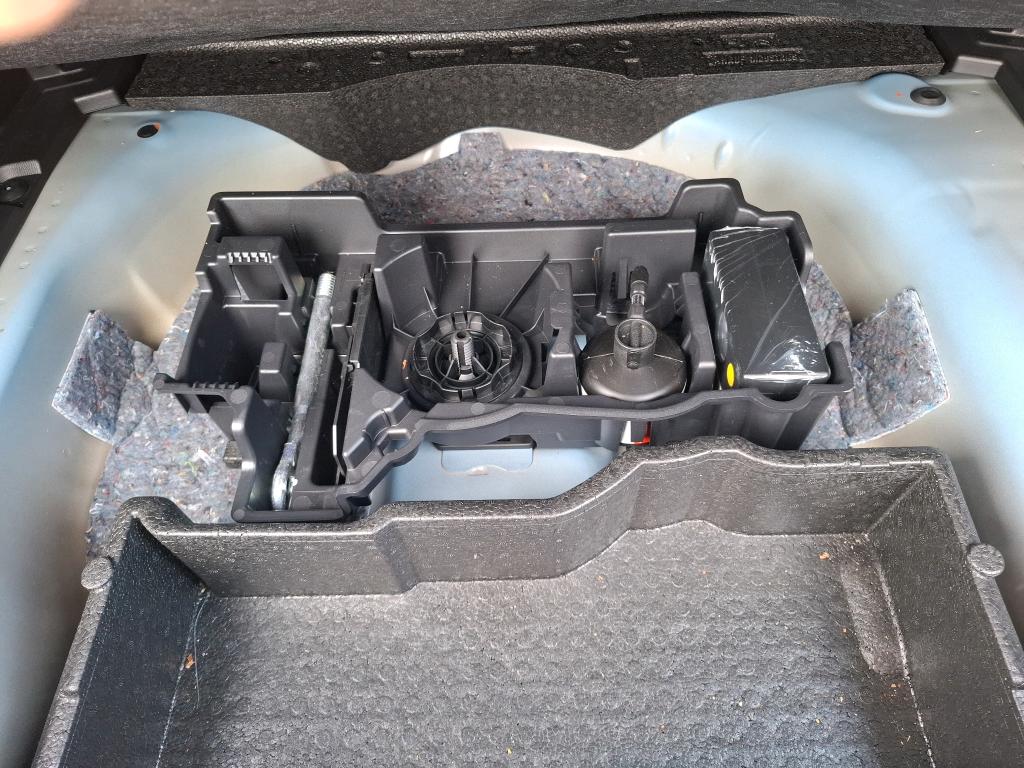 Peugeot 2008 BlueHDi 130 S&S EAT8 GT 2022