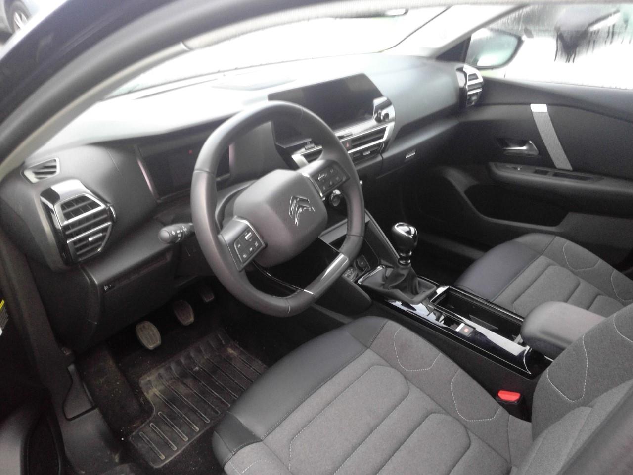 Foto Citroën C4 X 3