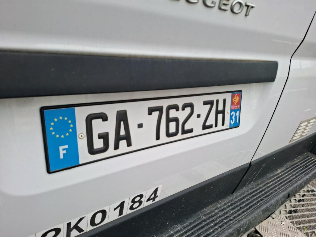 Peugeot BOXER TOLE 335 L2H2 BLUEHDI 120 S&S ASPHALT 2021