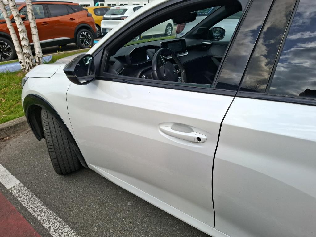 Peugeot 208 Electrique 50 kWh 136ch GT 2022