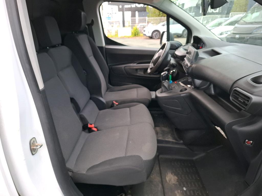 Peugeot PARTNER FOURGON STANDARD 650 KG BLUEHDI 100 S&S BVM5 PREMIUM 2020