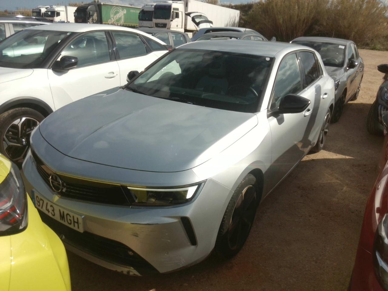 Opel Astra Nuevo Astra 5P Elegance 1.2T XHT MT6 S/S 130 HP (96kW)
