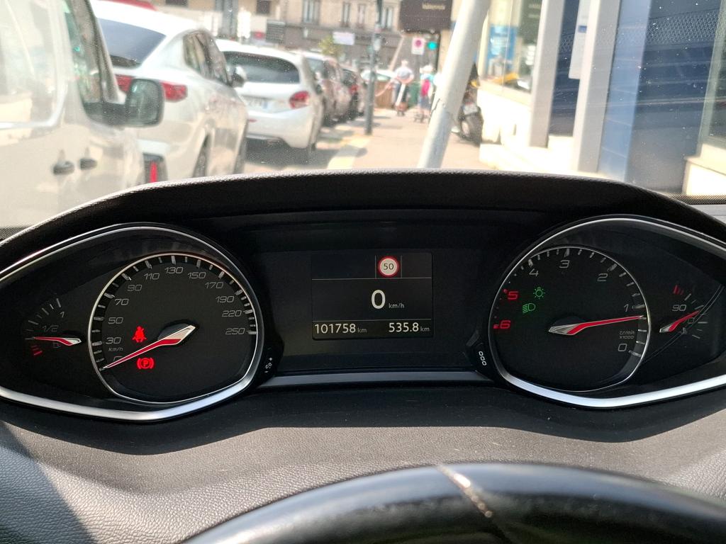 Peugeot 308 BlueHDi 130ch S&S BVM6 Allure Business 2018
