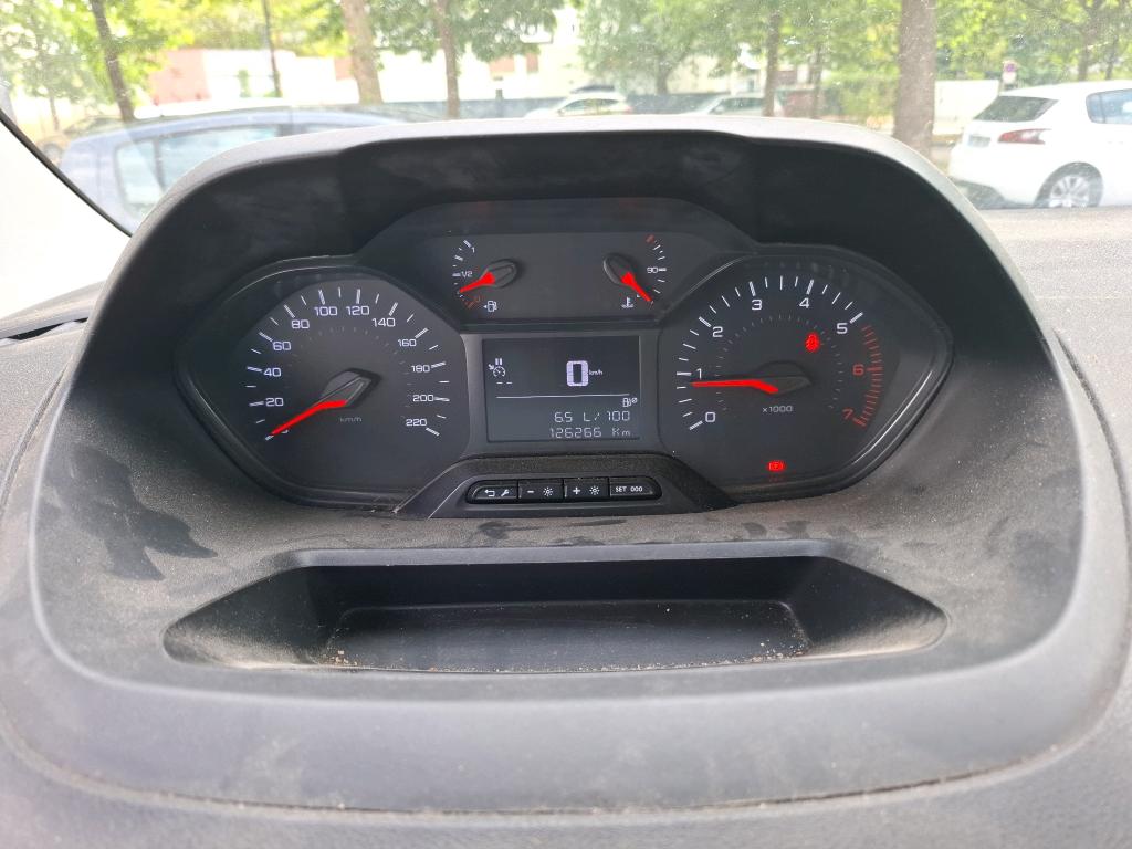 Peugeot PARTNER FOURGON STANDARD 650 KG BLUEHDI 100 S&S BVM5 PREMIUM 2020