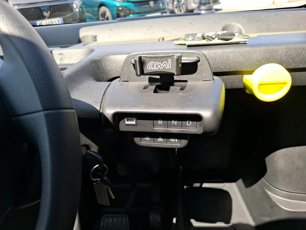 Citroen AMI 