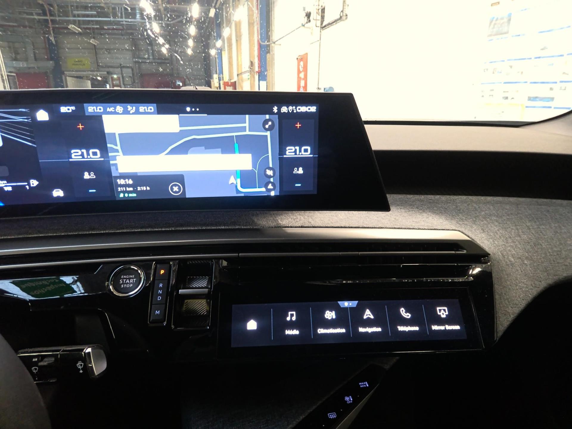Peugeot 3008 Hybrid 136 e-DCS6 Allure 2024