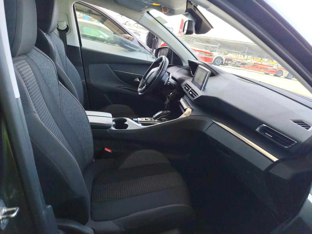 Peugeot 5008 BlueHDi 130ch S&S EAT8 Active Business 2020