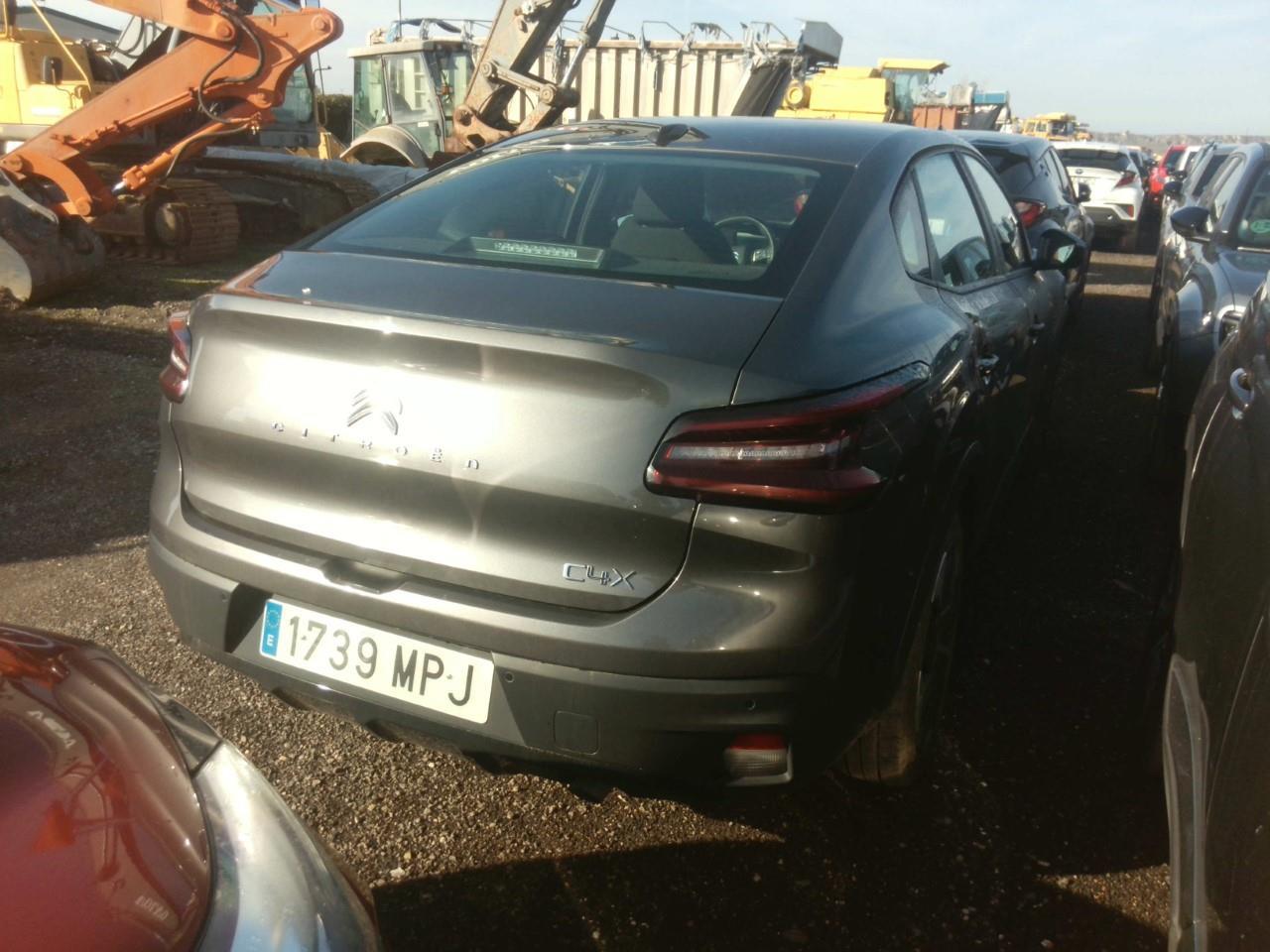 Foto Citroën C4 X 11