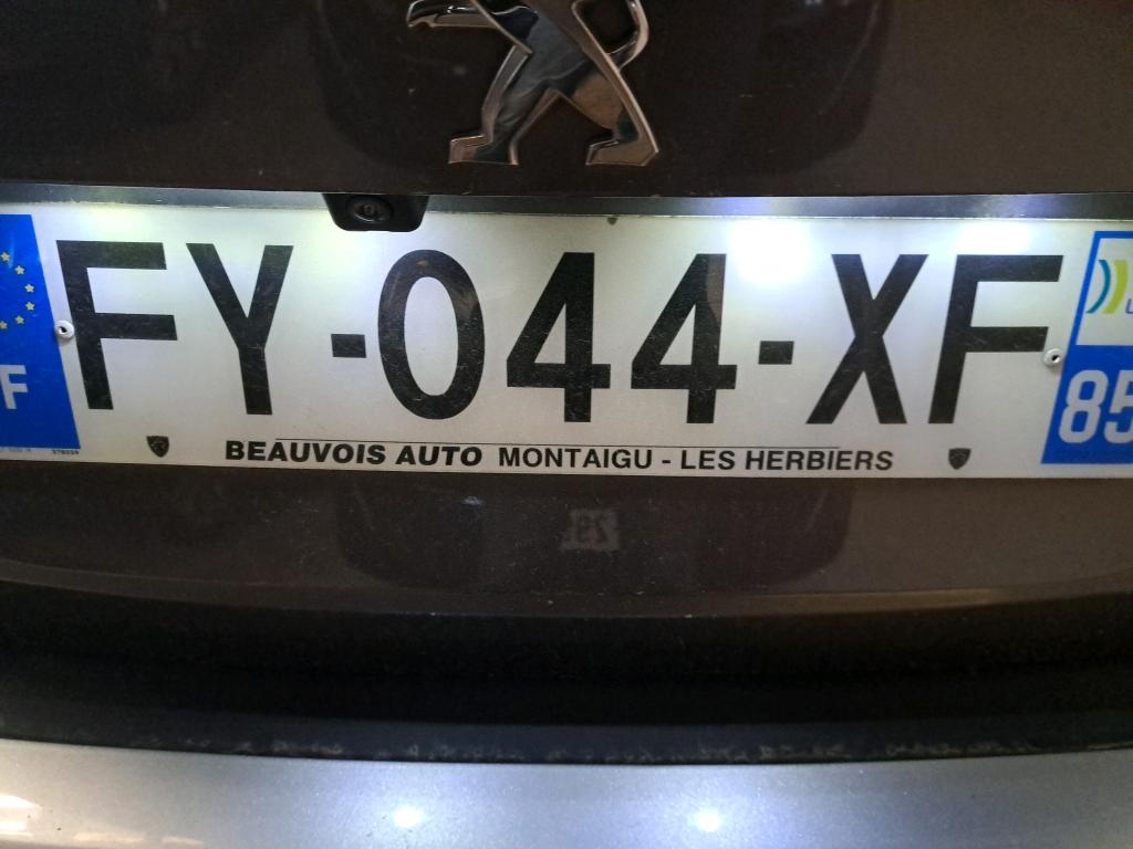 Peugeot 2008 BlueHDi 110 S&S BVM6 Active Business 2021