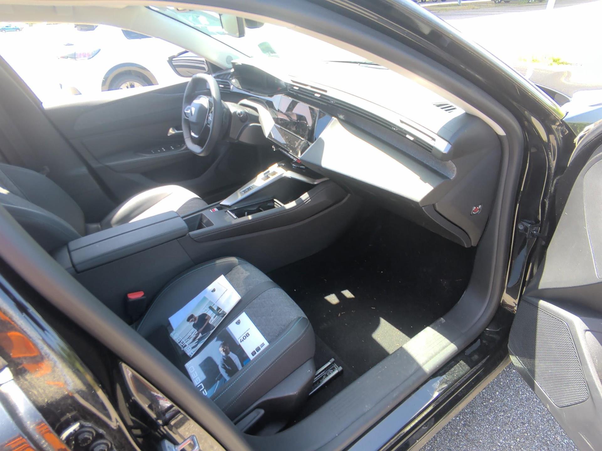 Peugeot 408 PHEV 225 e-EAT8 Allure Pack 2023