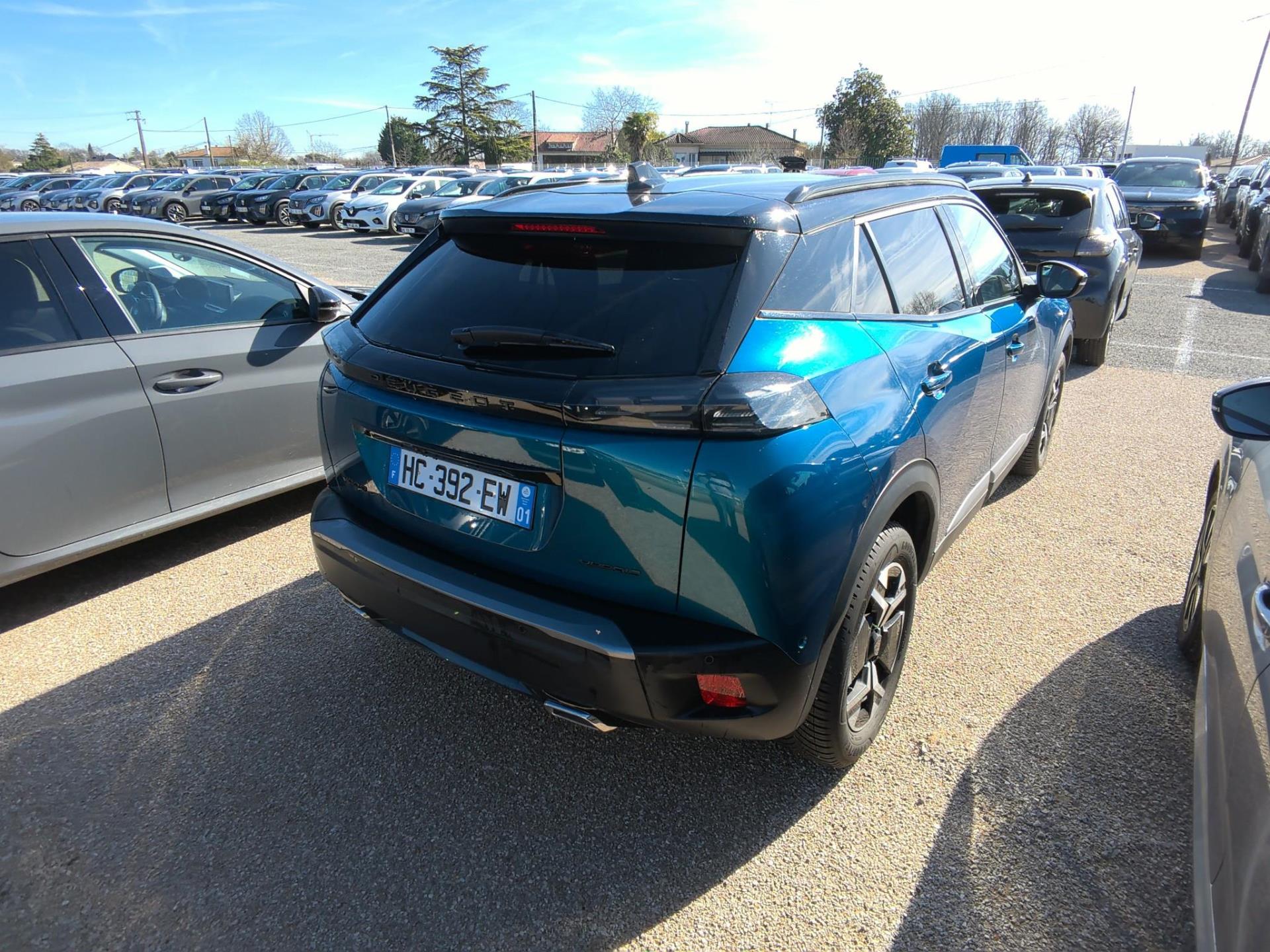 Peugeot 2008 Hybrid 136 e-DCS6 GT 2025