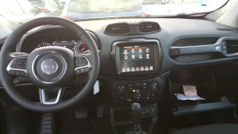 Foto Jeep Renegade 14