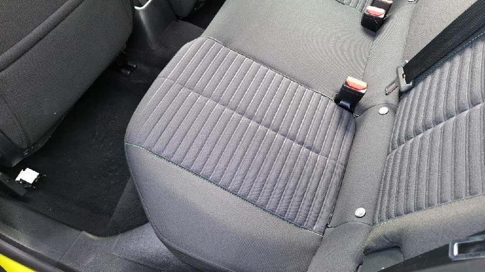 Foto Peugeot 208 10