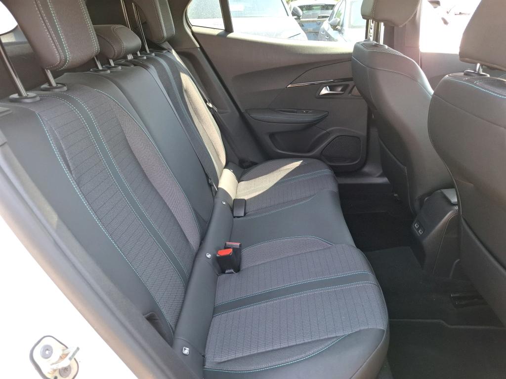 Peugeot 2008 PureTech 130 S&S EAT8 Allure Pack 2021